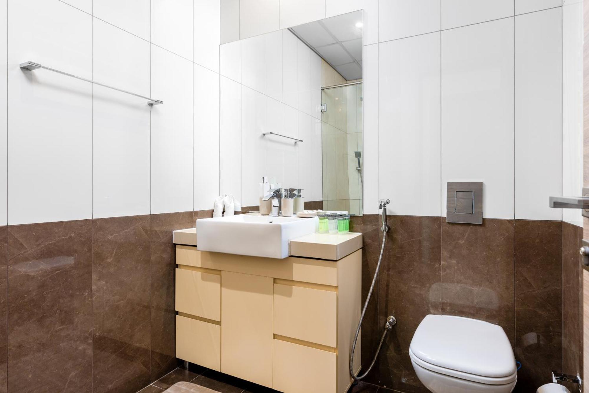 Waves - Elegant 1br Near Metro & Creek Harbour Appartement Dubai